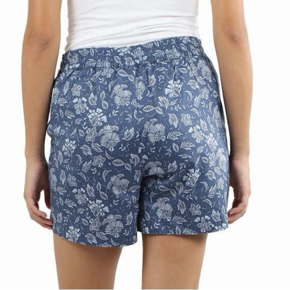 Jachs Blue Floral Women's Shorts - Picture 3 of 5